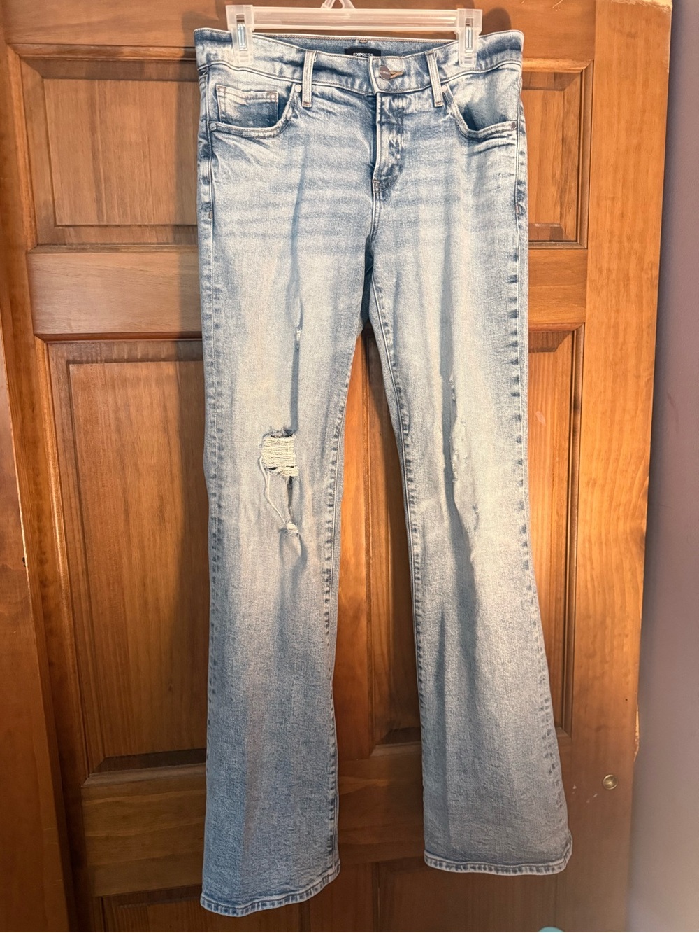 Express Light Wash Women's Low rise bootcut Jeans